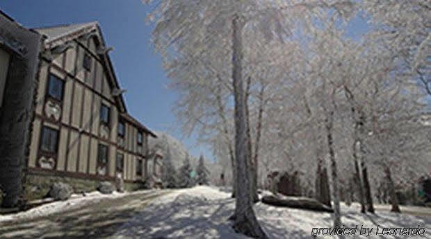 4 Seasons At Beech Mountain Hotel Exterior photo